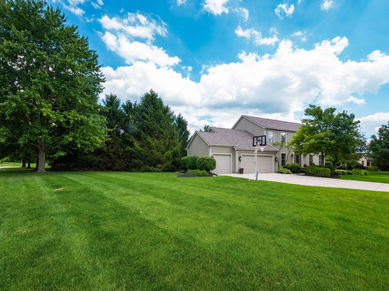 8788 Winnoch Court, Dublin, OH 43017 Photo 2