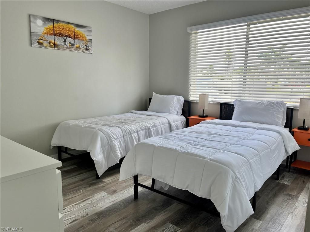 190 Palm Dr , Unit 1, Naples, FL 34112 Photo