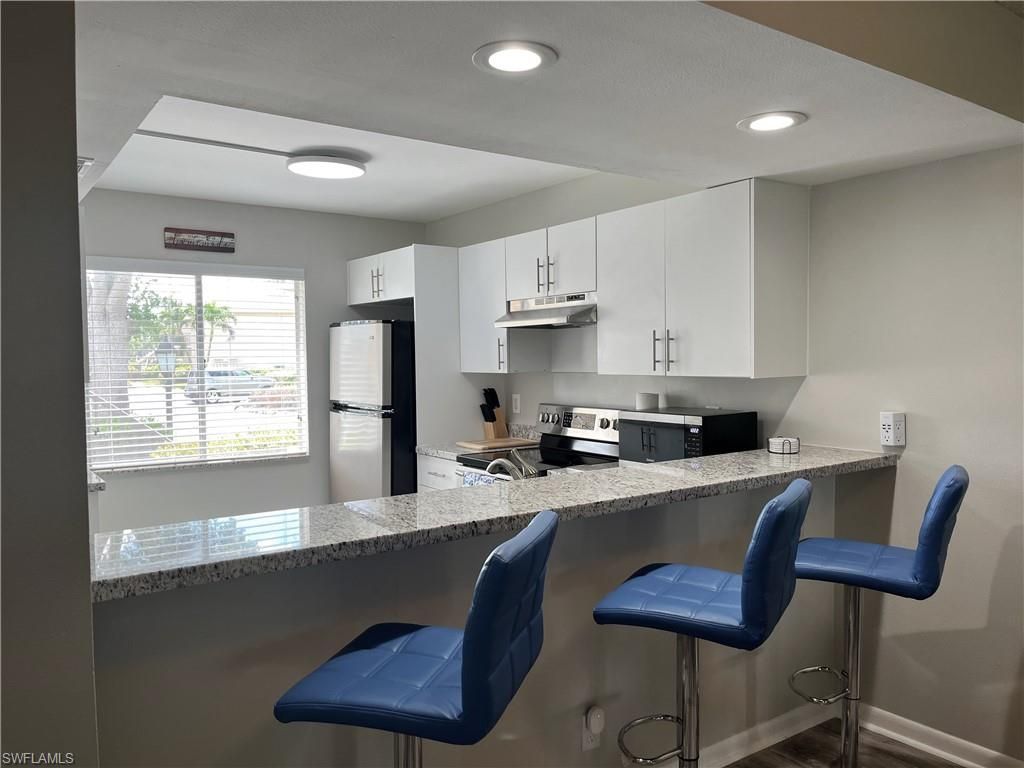 190 Palm Dr , Unit 1, Naples, FL 34112 Photo