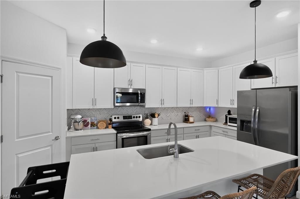 1385 Birdie Dr , Naples, FL 34120 Photo