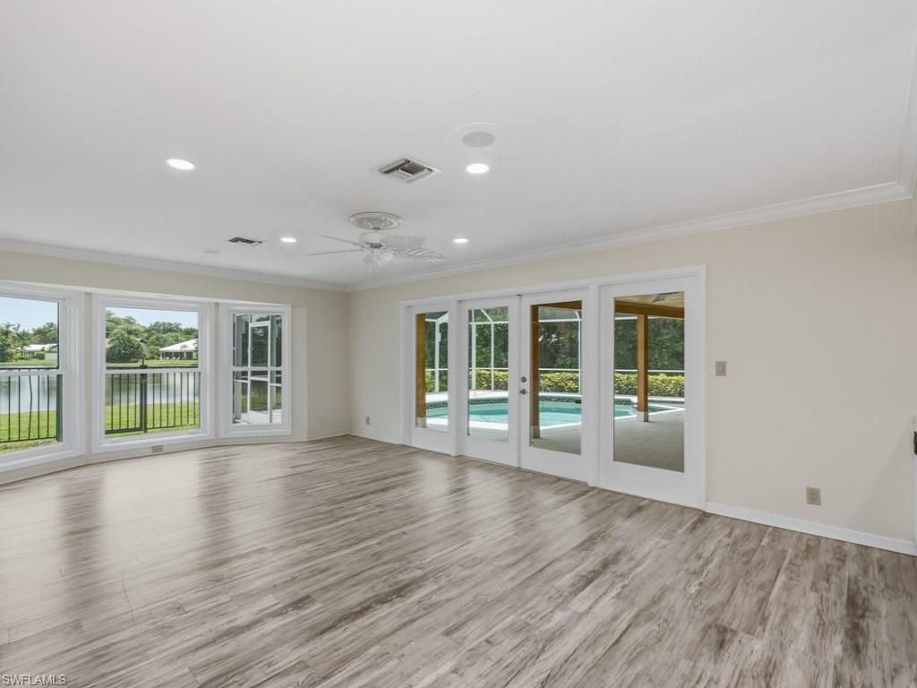 740 Bald Eagle Dr, Unit 40, Naples, FL 34105 Photo