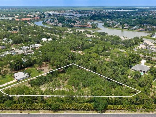 25693 Moriah LN , BONITA SPRINGS, FL 34135