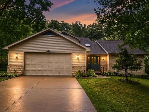 2900 Noon Road, Jackson, MI 49201