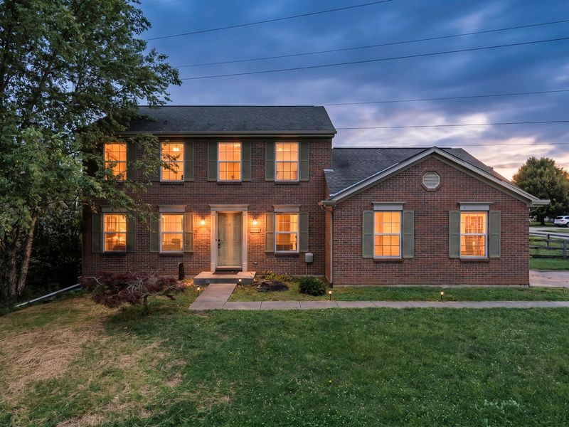 7501 Roxbury Court, Florence, KY 41042 Photo 1