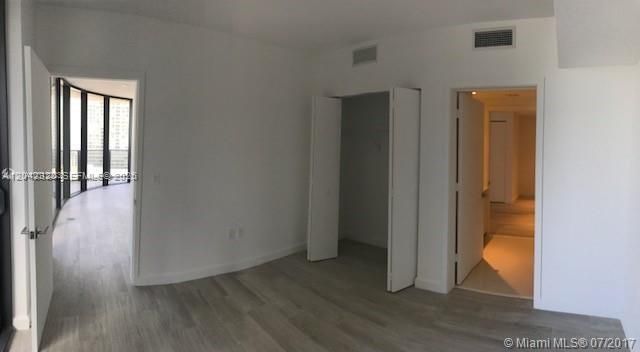 55 SW 9th St , Unit 2103, Miami, FL 33130 Photo