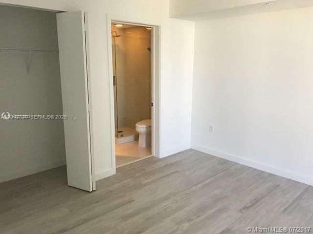 55 SW 9th St , Unit 2103, Miami, FL 33130 Photo