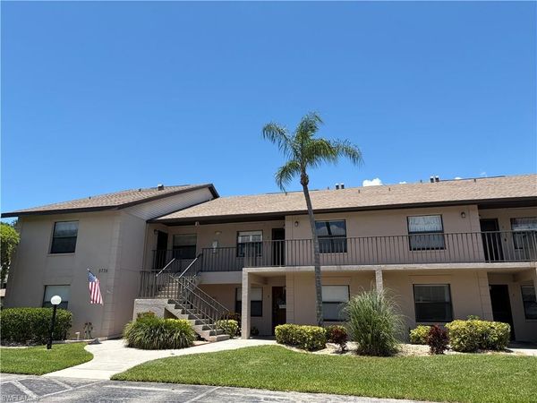 5735 Foxlake DR, Unit 6, NORTH FORT MYERS, FL 33917