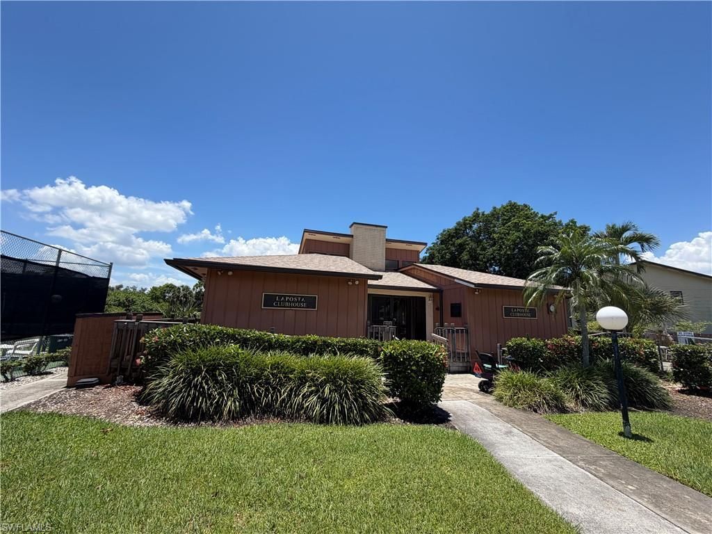 5735 Foxlake Dr, Unit 6, North Fort Myers, FL 33917 Photo