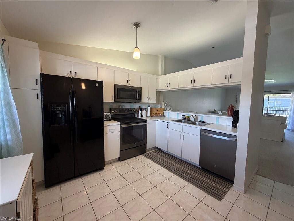 5735 Foxlake Dr, Unit 6, North Fort Myers, FL 33917 Photo