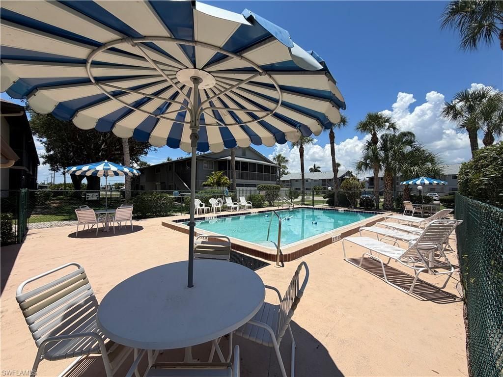 5735 Foxlake Dr, Unit 6, North Fort Myers, FL 33917 Photo