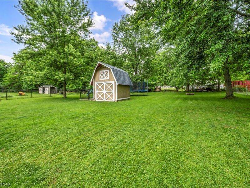 1295 Cherry Lane, Brunswick, OH 44212 Photo 23