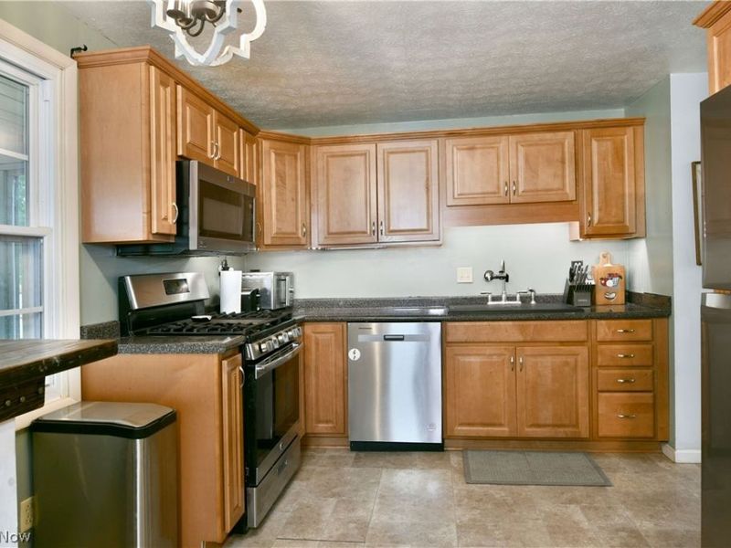 94 Camrose Drive, Niles, OH 44446 Photo 15