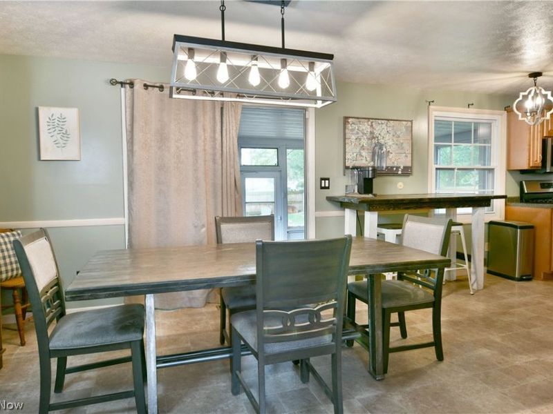 94 Camrose Drive, Niles, OH 44446 Photo 8
