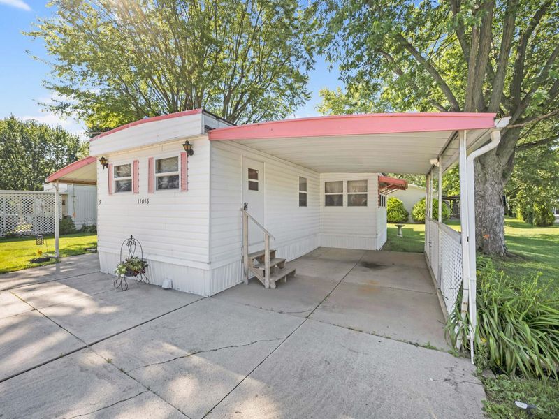 11016 Oak Circle, Unit 9, Lakeview, OH 43331 Photo 2