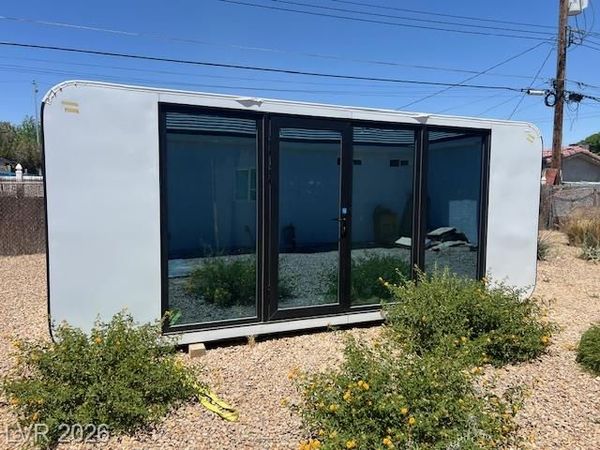 1912 Carver Avenue , North Las Vegas, NV 89032