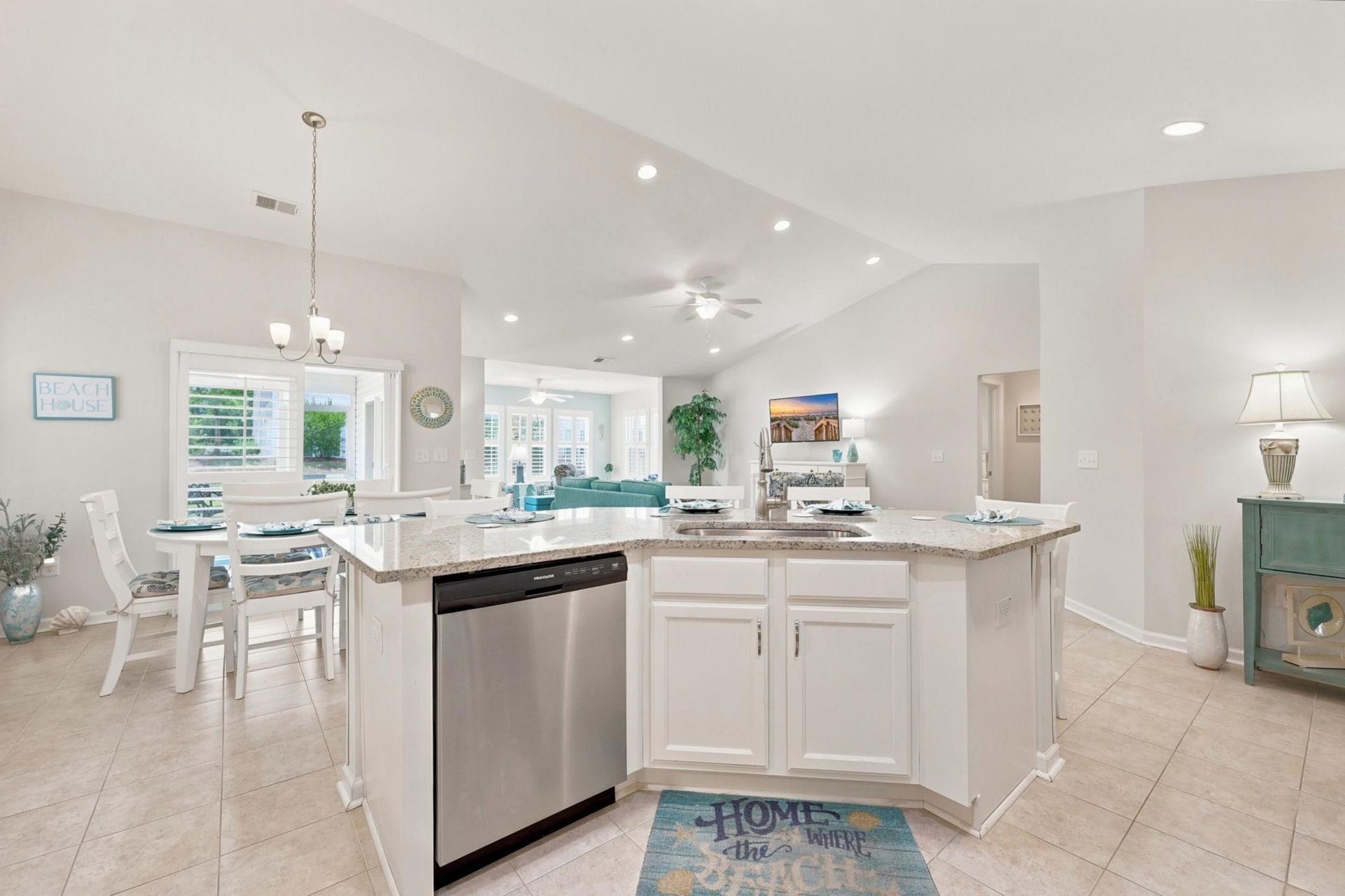 3605 Park Pointe Ave. Photo 7