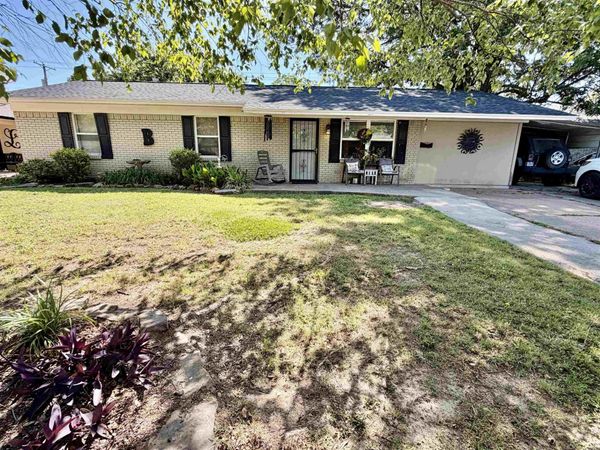 325 S Crestview , Dumas, AR 71639