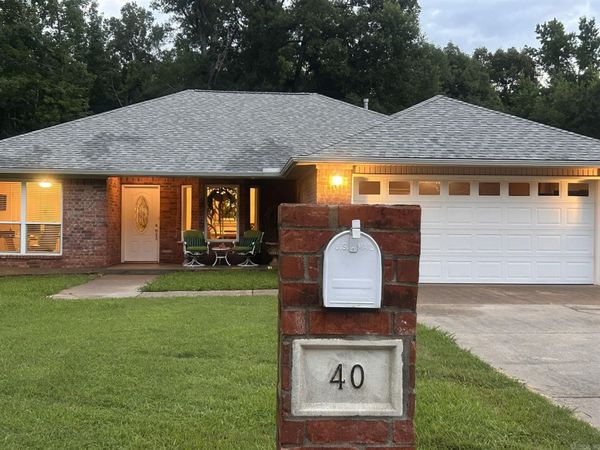 40 Shamsie Drive , Ward, AR 72178