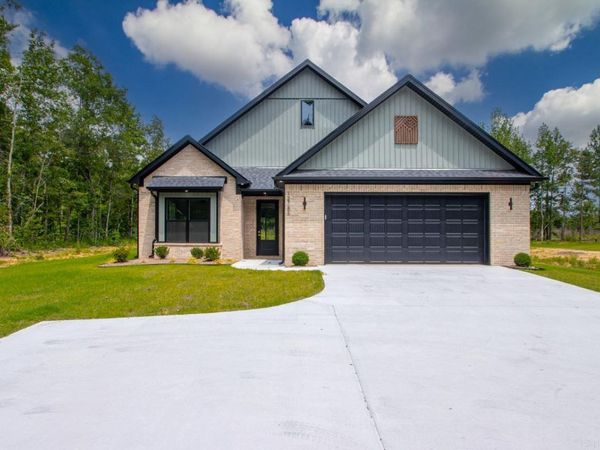 12786 W Sardis Road , Bauxite, AR 72011