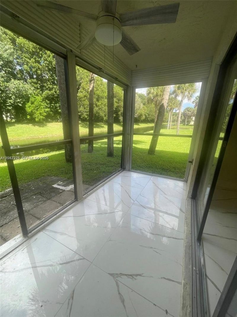 403 Lakeview Dr , Unit 106, Weston, FL 33326 Photo