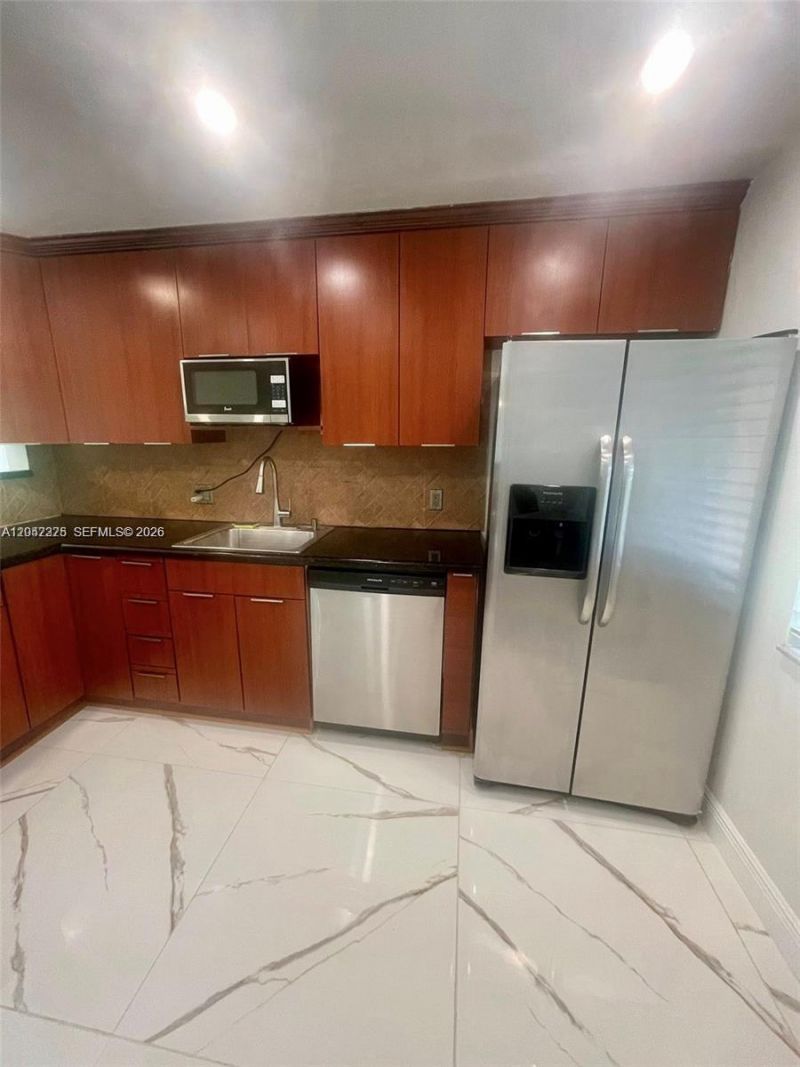 403 Lakeview Dr , Unit 106, Weston, FL 33326 Photo