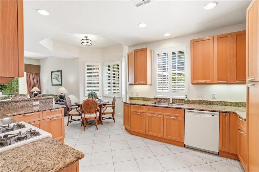 3730 Montreux Ln , Unit 104, Naples, FL 34114 Photo