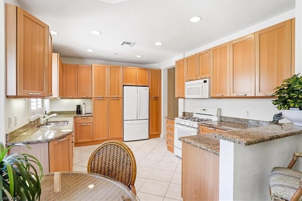 3730 Montreux Ln , Unit 104, Naples, FL 34114 Photo