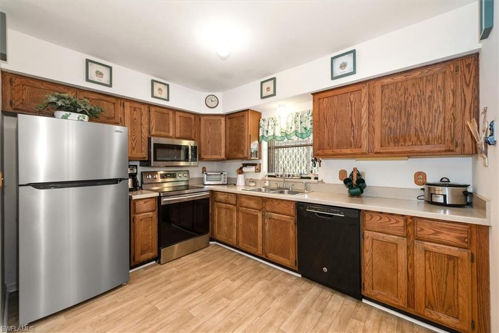 4981 Skates Cir , Fort Myers, FL 33905 Photo