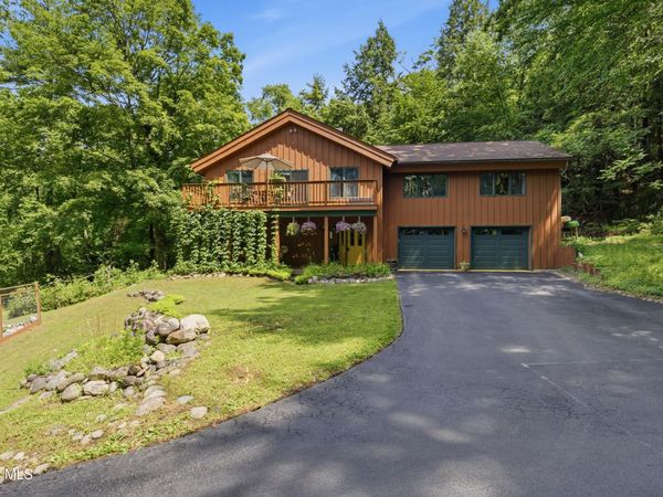 30 Constitution Way, Queensbury, NY 12804
