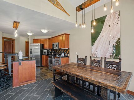 1850 Village South Road, Olympic Valley, CA 96146 Photo