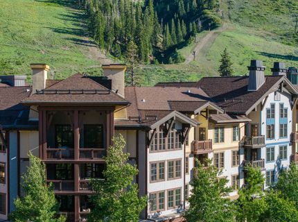 1850 Village South Road, Olympic Valley, CA 96146 Photo