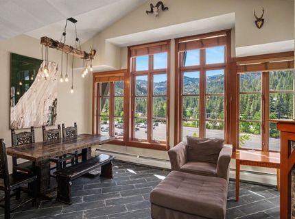 1850 Village South Road, Olympic Valley, CA 96146 Photo