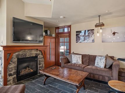 1850 Village South Road, Olympic Valley, CA 96146 Photo