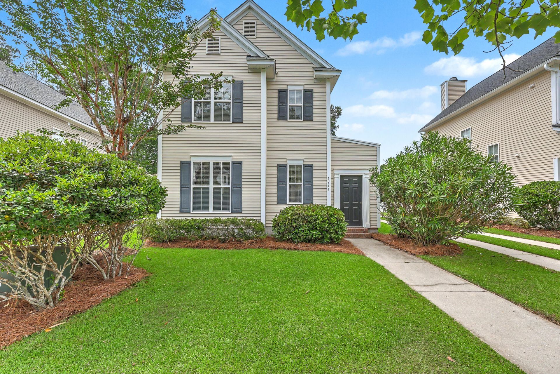 1744 Alan Brooke Drive Photo 1
