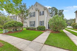 1744 Alan Brooke Drive photo 4