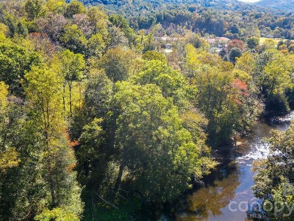 37 Amber Lane, Clyde, NC 28721