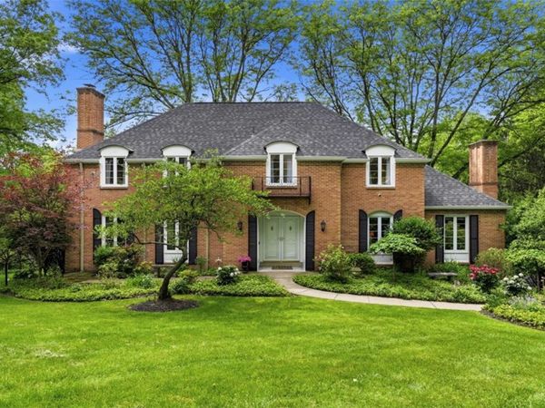 111 Shannon Dr, Pittsburgh, PA 15238