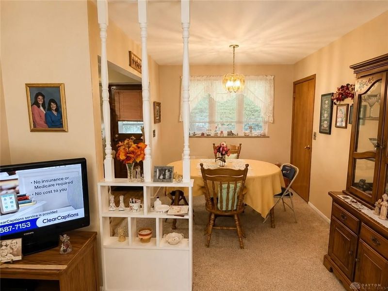 517 Rockford Drive, Hamilton, OH 45013 Photo 8