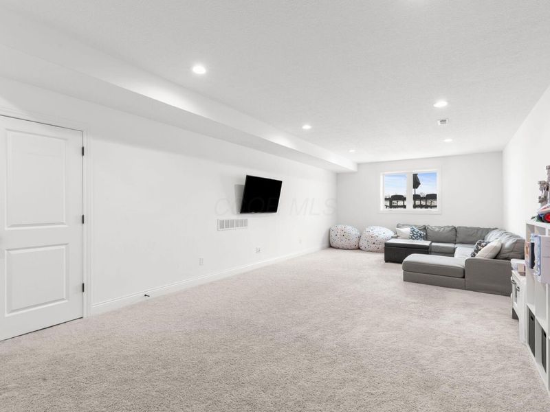 706 Noble Trace, Delaware, OH 43015 Photo 44