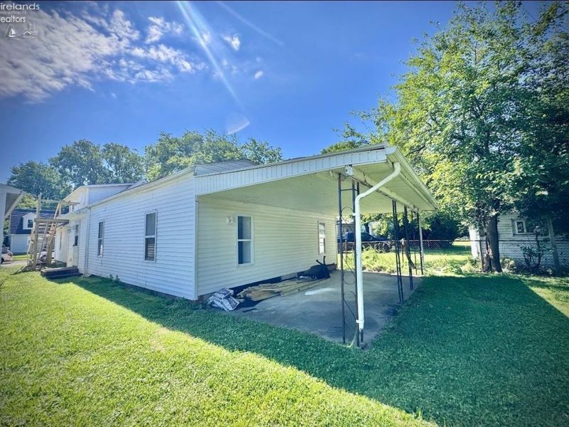 1917 Clinton Street, Sandusky, OH 44870 Photo 3