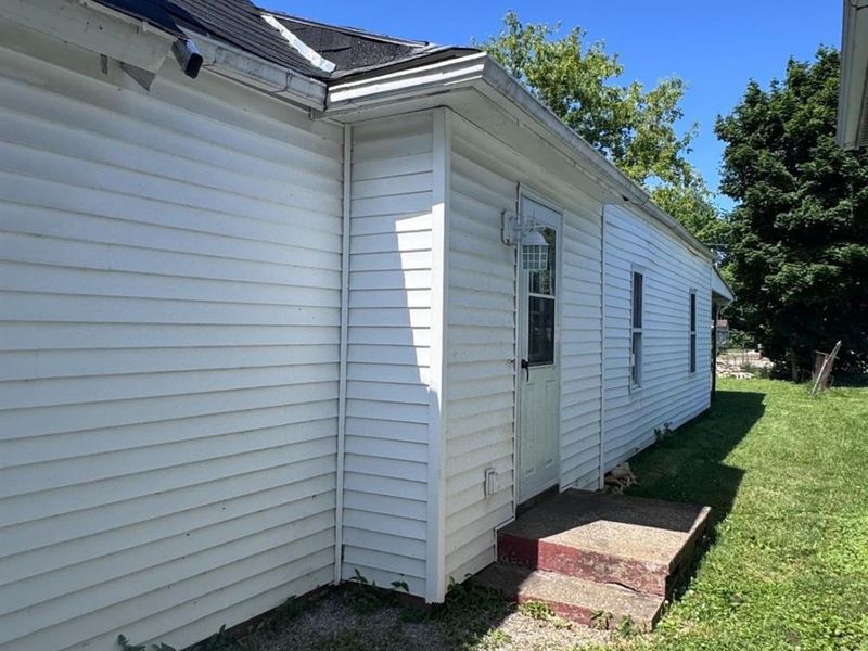 1917 Clinton Street, Sandusky, OH 44870 Photo 4