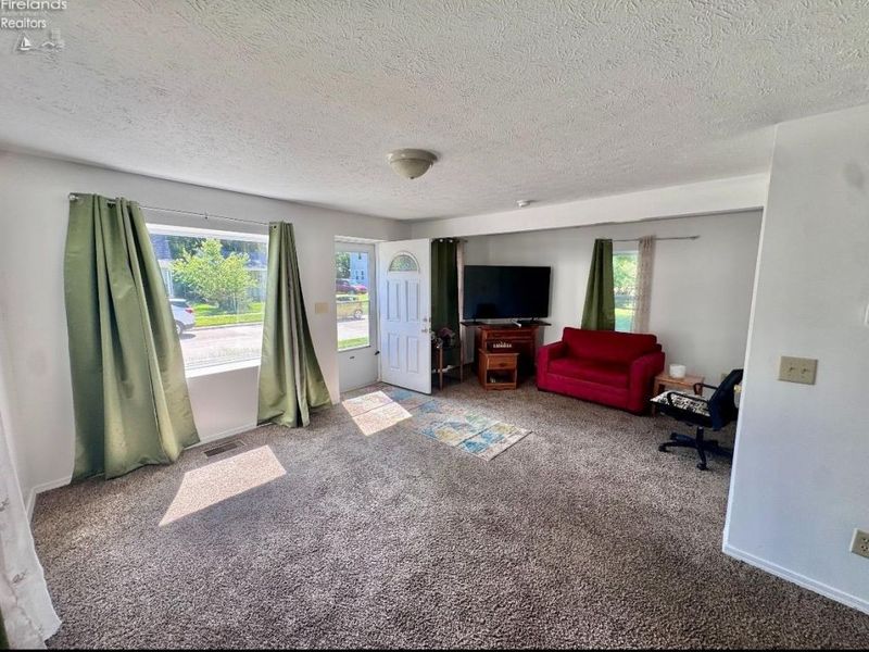 1917 Clinton Street, Sandusky, OH 44870 Photo 5