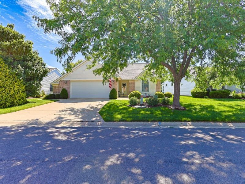 2116 Lakefield Drive, Huron, OH 44839 Photo 2