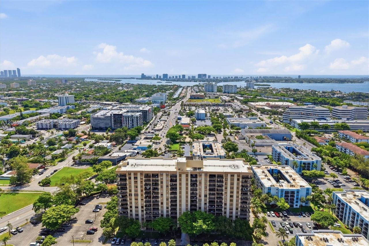1470 NE 123rd St , Unit A609, North Miami, FL 33161 Photo