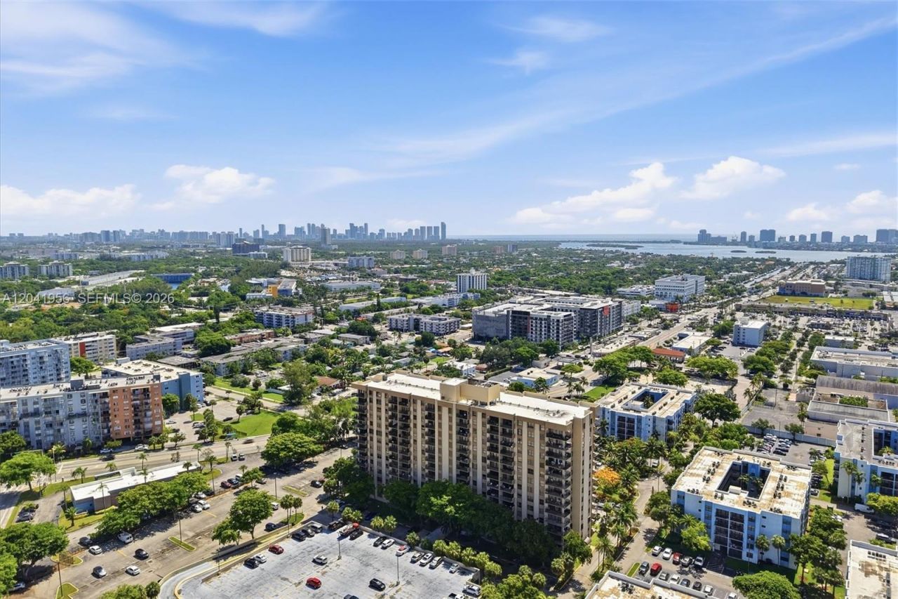 1470 NE 123rd St , Unit A609, North Miami, FL 33161 Photo