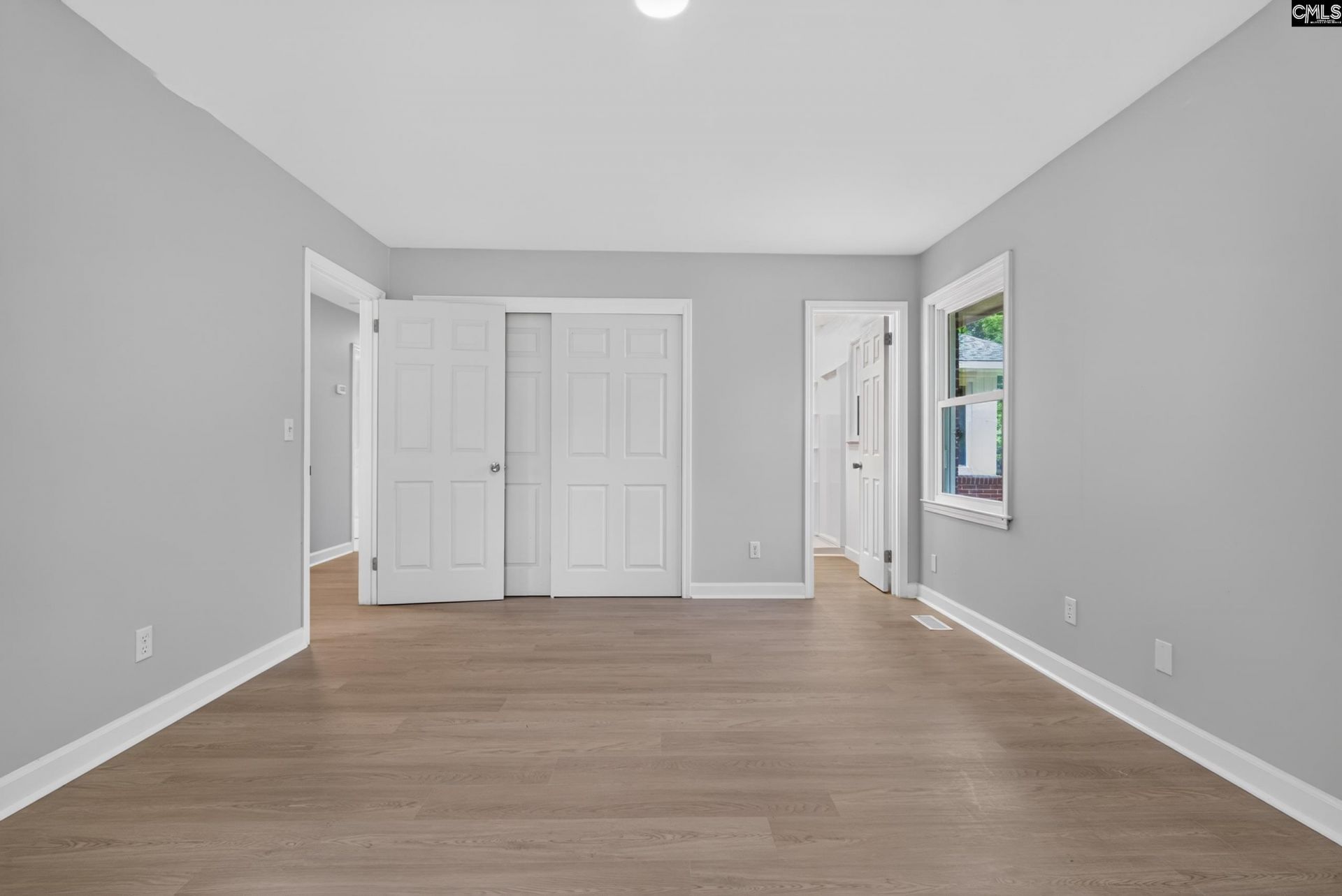 585 Rosemont Drive  Photo 19