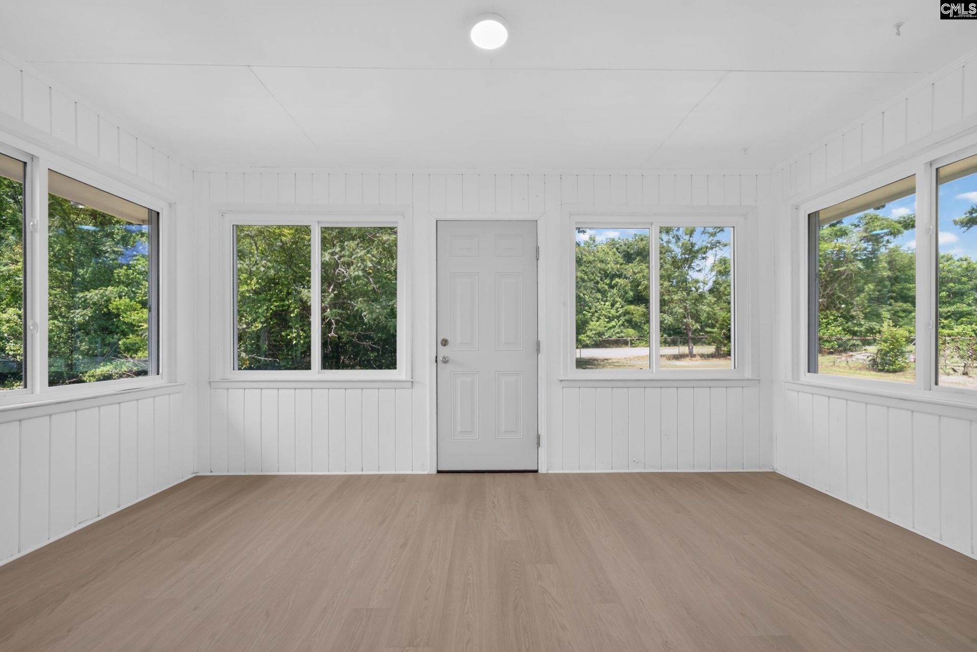 585 Rosemont Drive  Photo 43
