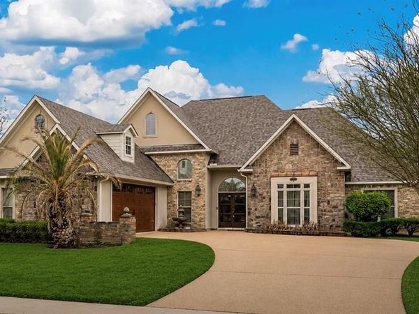 519 Canterbury Lane, Bossier City, LA 71111