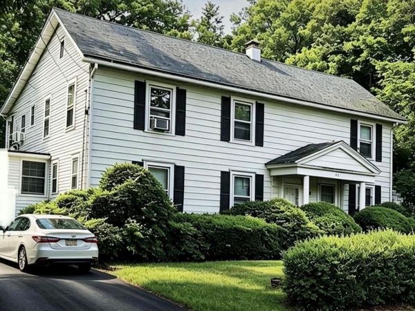 87 Susquehanna Avenue, Great Neck, NY 11021