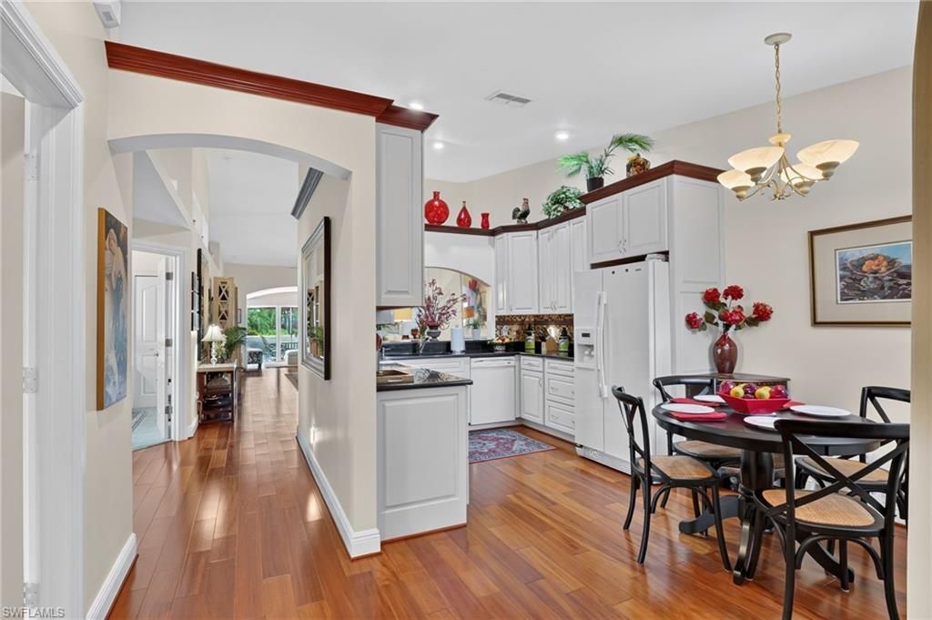 2166 Stacil Cir, Unit 17, Naples, FL 34109 Photo